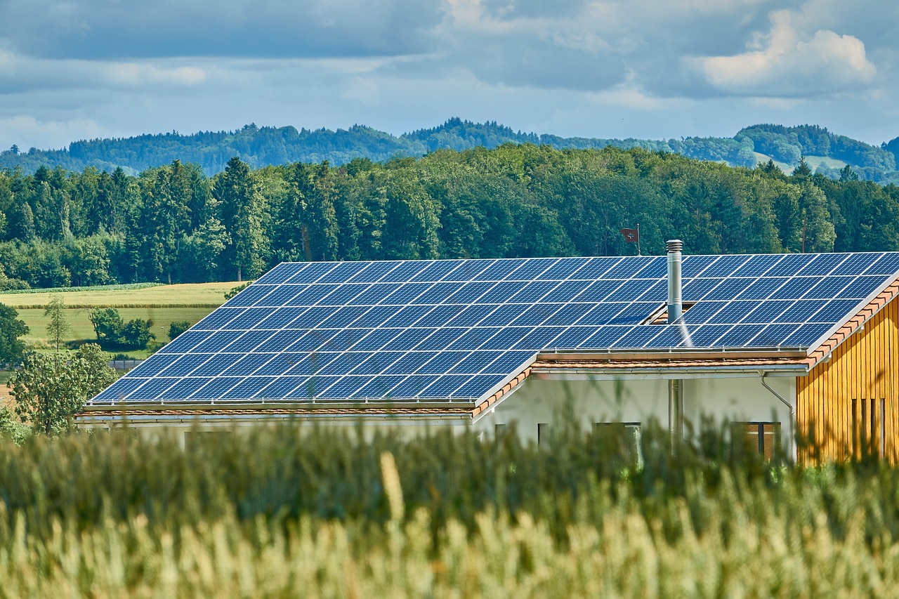 Störungen in Photovoltaikanlagen beheben